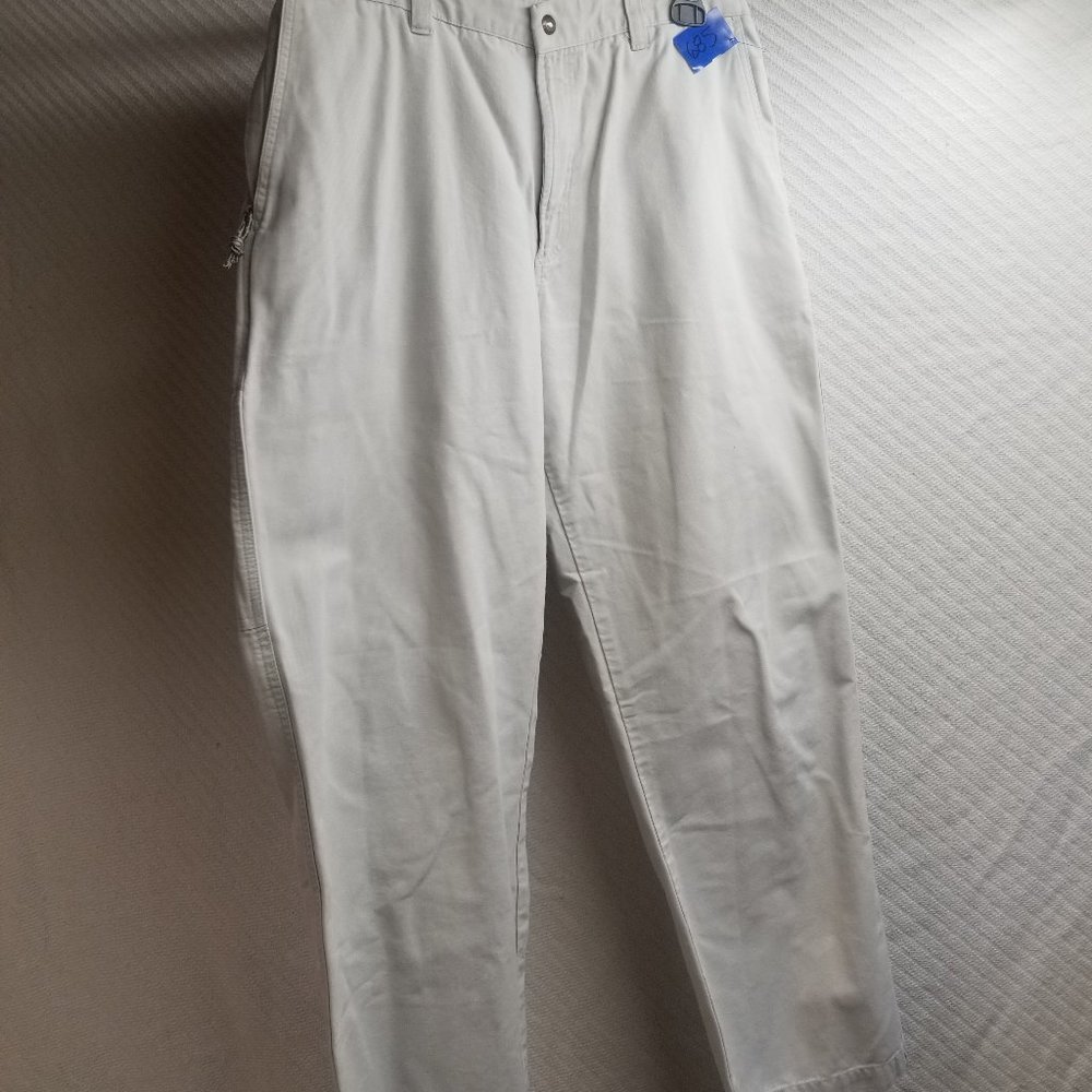 685 - Columbia 34W 30L Pants